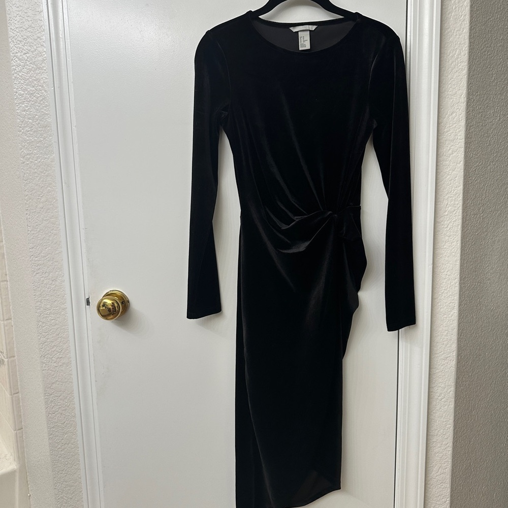 H&M Black Long Sleeve Dress